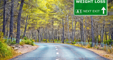 Νέα έρευνα: Το να χάσουμε κιλά δεν θα μας κάνει πιο υγιείς